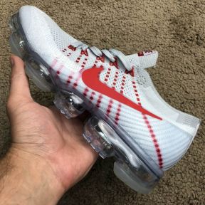 Nike Air Vapormax Pure Platinum/Wolf Grey/Red